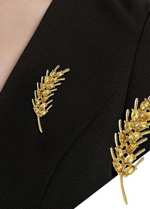 Розкішна брошка з пшеничним колоском золотистого кольору