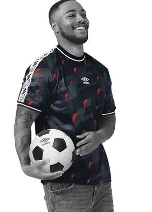 Мужская футболка umbro.