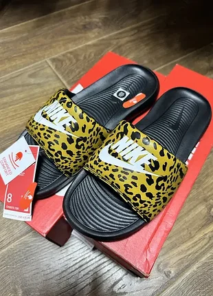 Сланцы nike. тапки найк. женские шлепанцы найк оригинал. оригинал