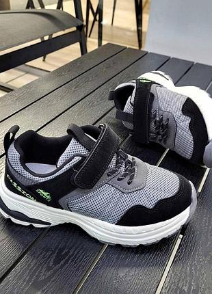 Кросівки, тм jong golf для хлопчиків! розмір 34р-21,4 см 35р-22 см 36р-22,5 см 35