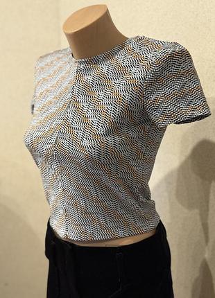Zara вкорочена футболка розміру с