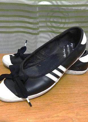 Жіночі кеди adidas