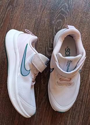 Кросівки nike