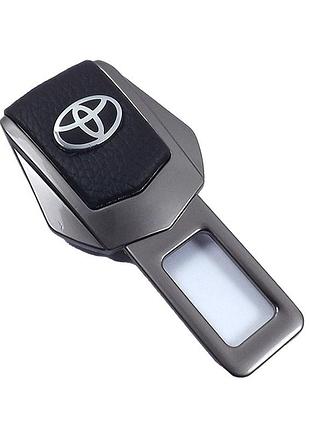 Заглушка ременя безпеки метал "toyota" (1шт) цинк.сплав + шкіра (тип №2) графіт