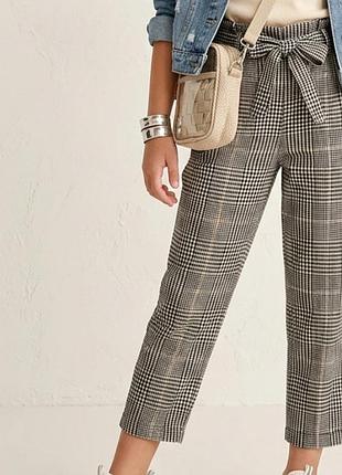 Брюки на дівчинку 9-10 років 140 см h&m