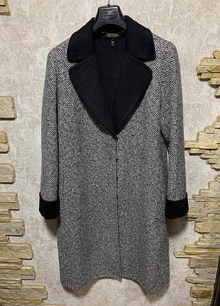 Пальто escada
