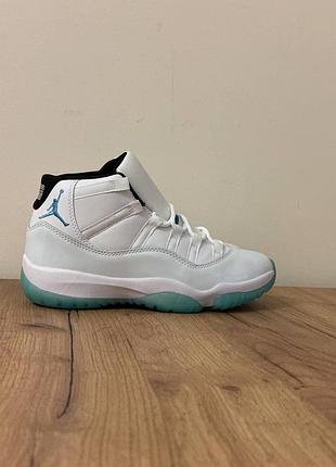 Мужские кросовки air jordan 11 retro black white 44