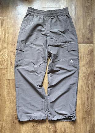 Жіночі штани adidas essentials woven