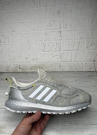 Красивые кроссовки adidas ultraboost cold.rdy lab