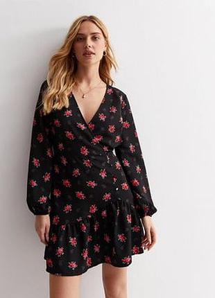 Классное платье new look 18 размер