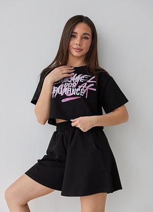Костюм з шортами