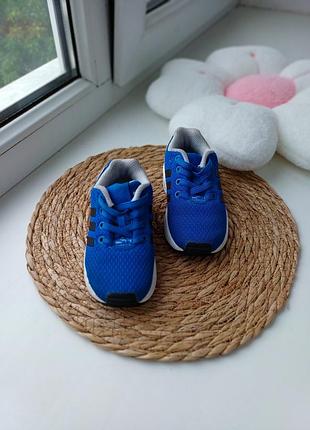 Кроссовки adidas 5