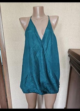 Елегантний шовковий топ stile benetton в смарагдовому кольорі