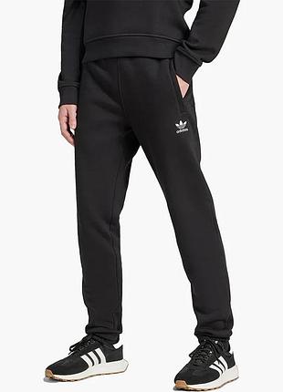 Оригінал спортивні штани adidas trefoil essentials black iy7361 оригинал адідас l