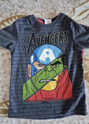 Футболка marvel