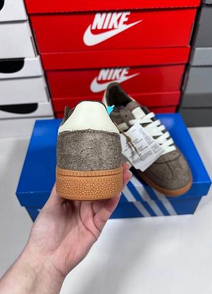 Adidas spezial light brown