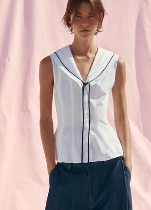Біла блуза zara в морському стилі з коміром