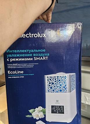 Увлажнитель воздуха electrolux ehu-3710d. (только самовывиз)
