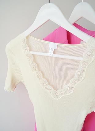Розкішний топ/футболка з мереживом zimmerli