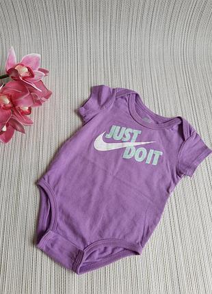 Фирменный бодик nike 6m 62-68см