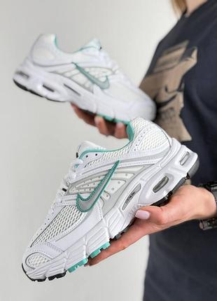 Женские кроссовки nike air max moto 2k white mint grey