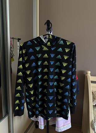 Кофта adidas на 10/12р оригінал