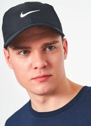 Кепка унісекс бейсболка nike featherlight cap