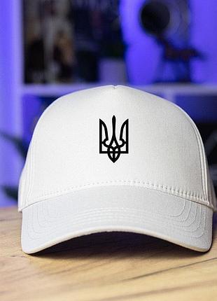 Кепка чоловіча біла котонова trucker з чорною наклейкою та регулюванням розміру