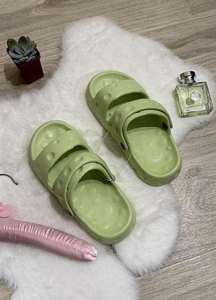 Сабо-шльопки з пінки та регулюємим ремінцем 💚
