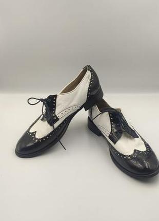 👞 bata spettator brogue oxfords — кожаные туфли-броды (с нюансом / ретро-стиль) 40 размер