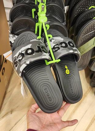 Мужские крокс шлепанцы слайд черные камуфляж crocs all day camouflage slide black/grey