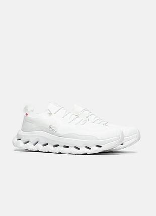 On cloudtilt x loewe white 7