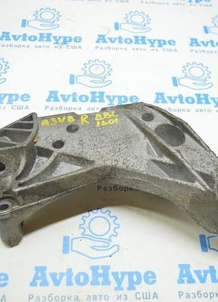 Кронштейн подушки двигуна правий audi a3 8v 15-20 4d, 1.8t, 2.0t