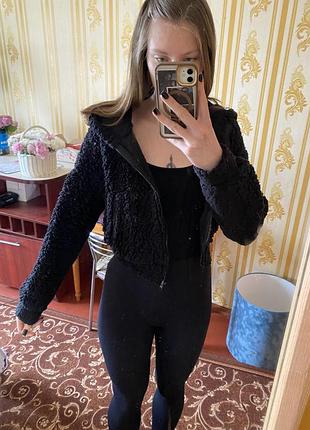 Накидка жіноча на осінь