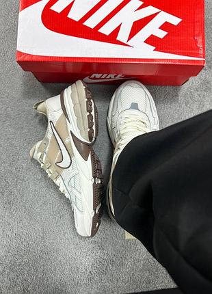 Nike v2k runtekk 8