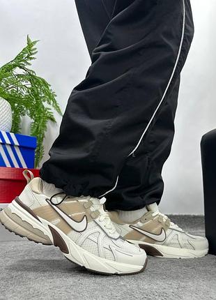 Nike v2k runtekk 9