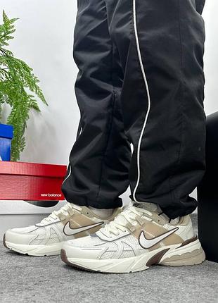 Nike v2k runtekk 5