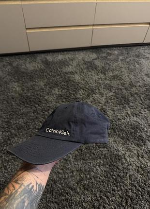 Оригінальна кепка calvin klein