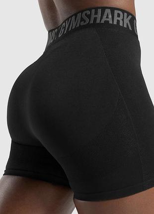 Шортики від gymshark розмір с