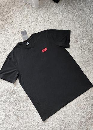 Фирменная футболка levi's р.l/xl