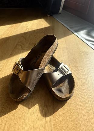 Шльопанці birkenstock