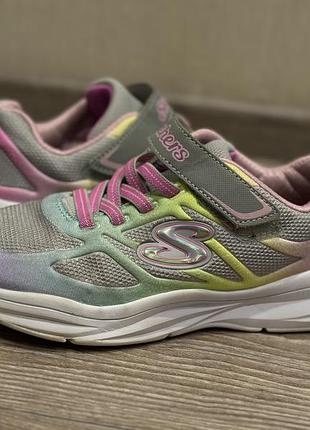 Легенькі кросівки skechers power jams на липучці