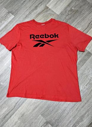 Мужская красная футболка reebok с принтом , размер 2xl-3xl .