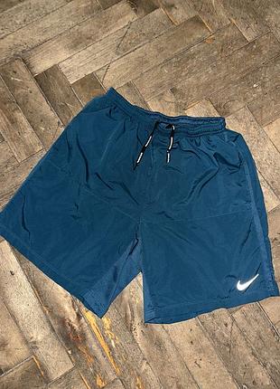 Спортивні нейлонові шорти nike running