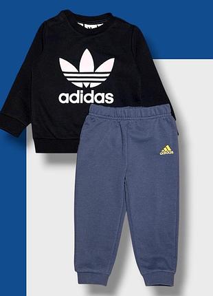 Костюм adidas оригінал кофта штани без утеплення на малюка