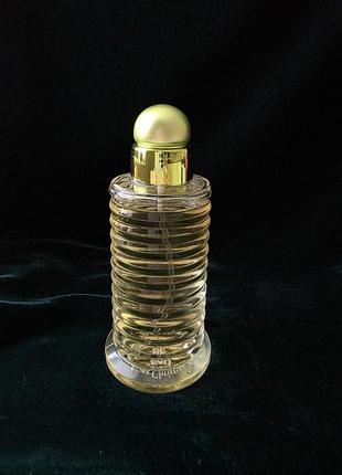Изысканный парфюм dior.
