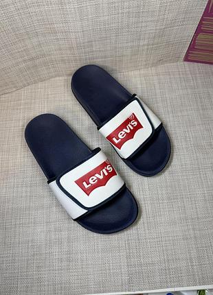 Оригінальні шльопанці на липучці levi's