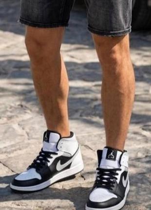 Чоловічі шкіряні високі спортивні кросівки nike air jordan.