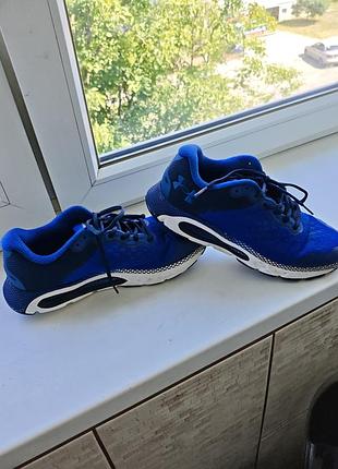 Кроссовки under armour hovr infinity 3