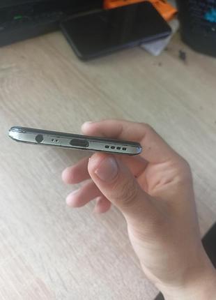 Realme 8 6/128 4g rm3085 6